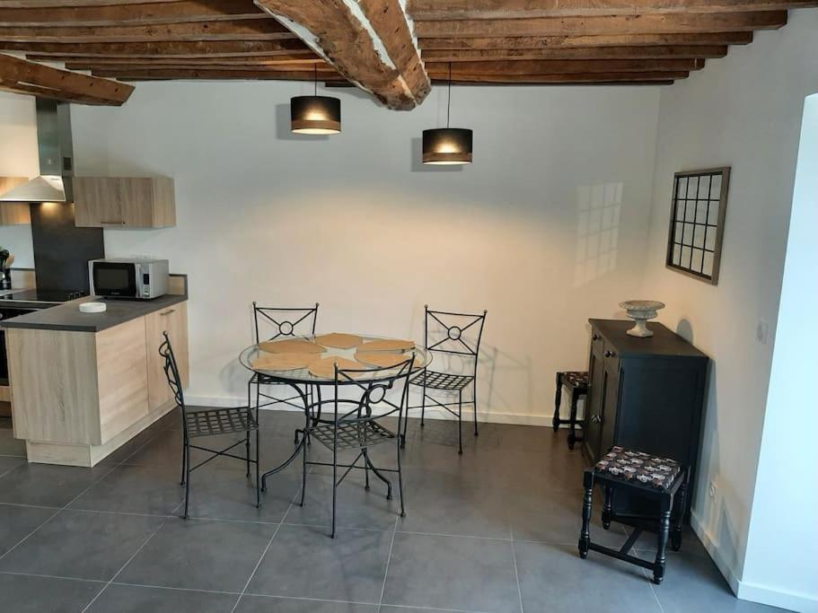 Les Gites Du Val Mandeville-en-Bessin ภายนอก รูปภาพ